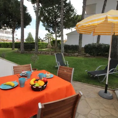 Comodo Con Terraza Y Piscina Comunitaria, Cerca De La Playa De Riells - Hisp-236-15 Torroella de Montgrí